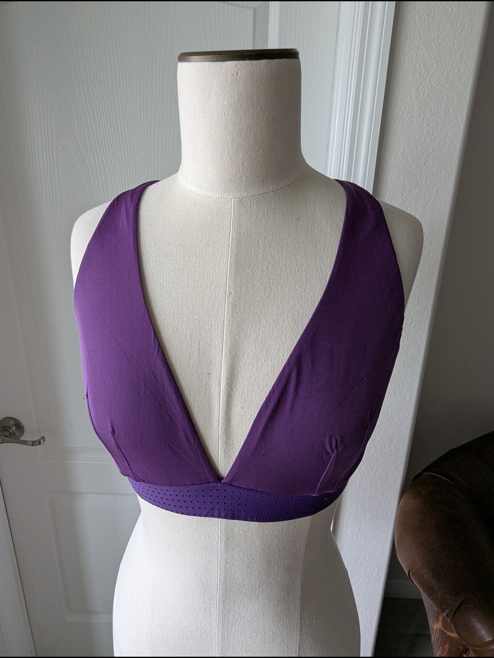 Women's Deep V Purple Bralette - Seamless Support